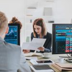 What Does an Investment Analyst Do?